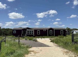 6563 Hickory Forrest Dr, Seguin, TX 78155