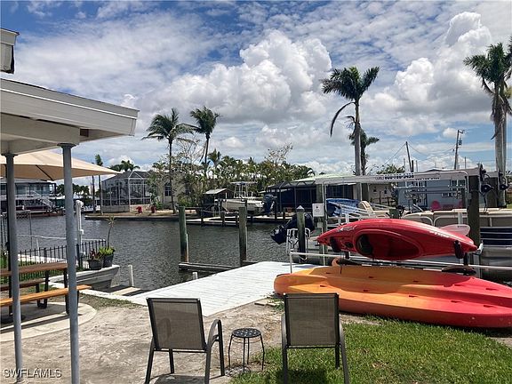 4th image of 2601/2603 Bayshore Dr