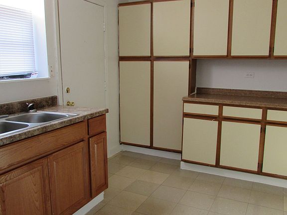 2nd image of 5500 W Washington Blvd #303