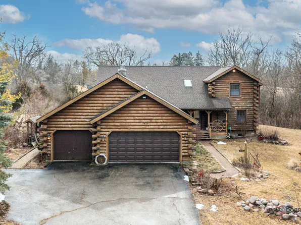 26575 N Pheasant Ct, Wauconda, IL 60084