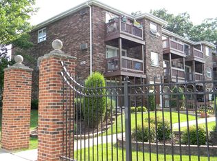 14740 Kilpatrick Ave #6, Midlothian, IL 60445