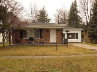 476 Dixie Blvd, Algonac, MI 48001