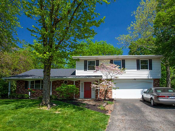 2nd image of 1930 Seaford Ct