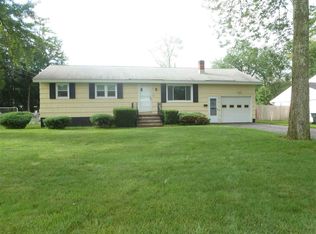 25 Crestwood Dr, Schenectady, NY 12306