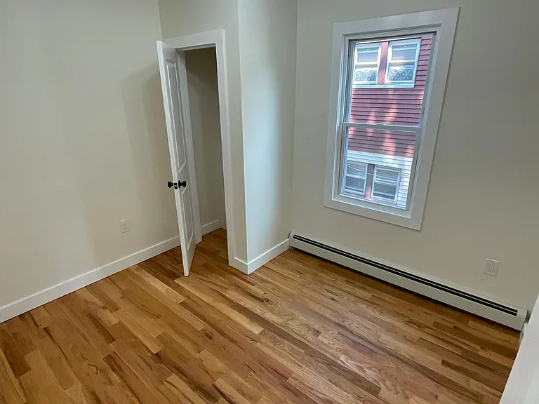 207 Hansbury Ave #2F — Photo 5