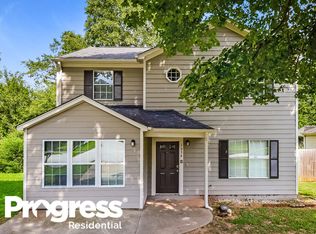 1034 Autumn Crest Dr, Stone Mountain, GA 30083