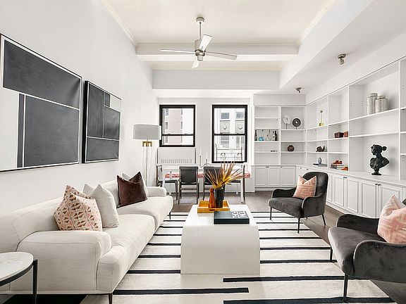 2nd image of 3 Hanover Sq APT 17C