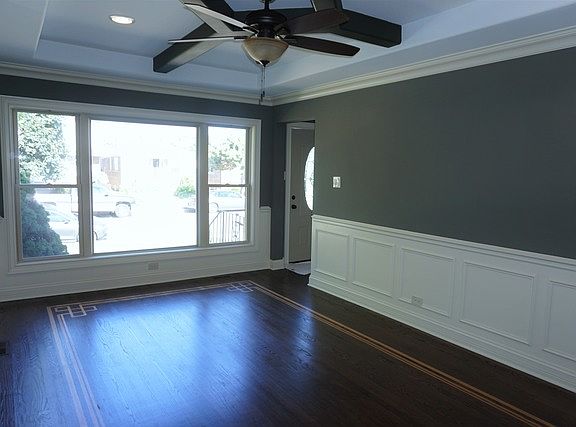 5th image of 5850 S Natoma Ave