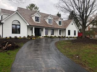 20802 N Meadow Ln, Deer Park, IL 60010