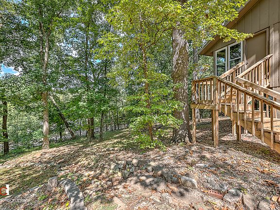 2nd image of 1805 Kimberly Pl