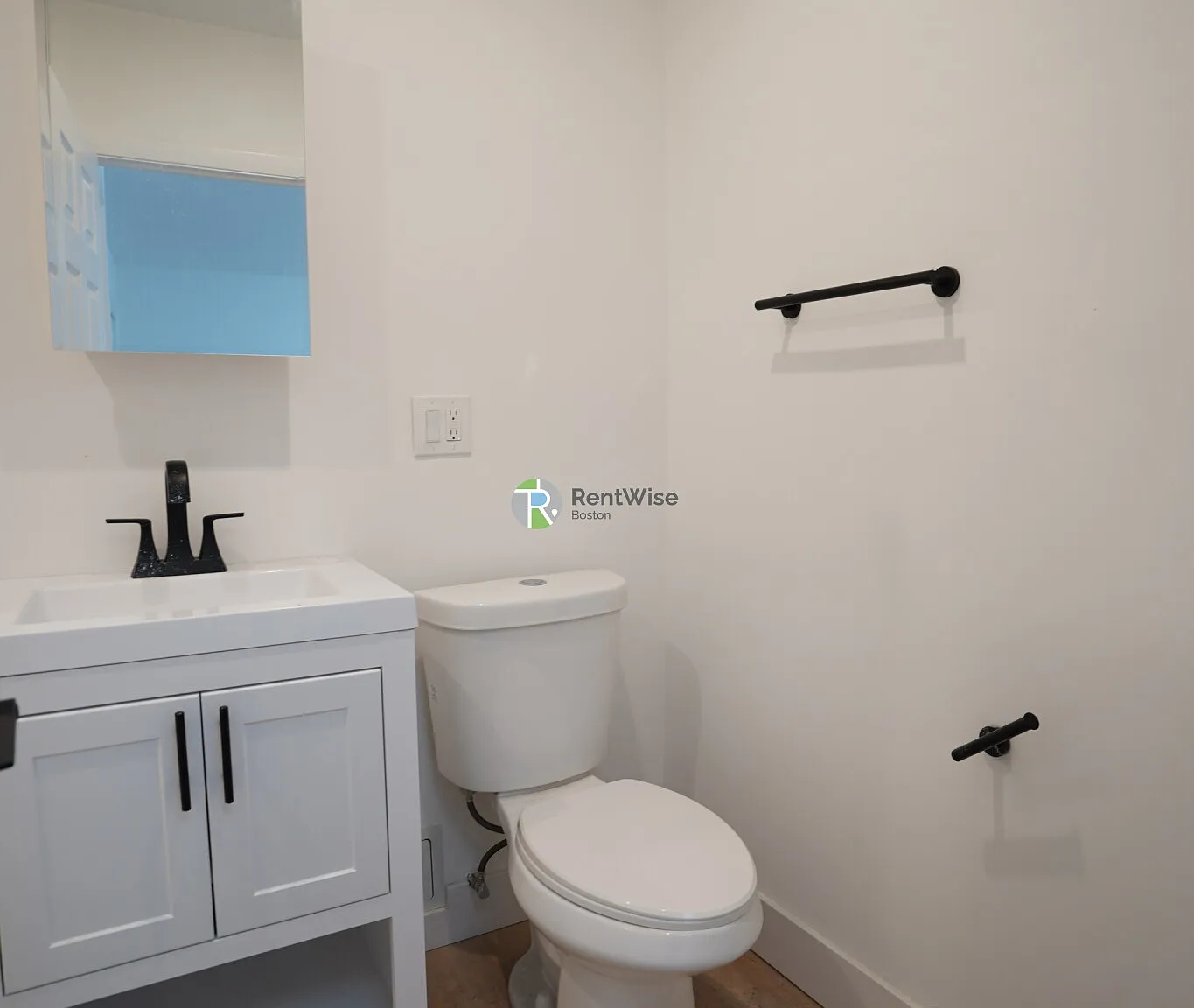 Studio, 1200 sqft, $2,350 — Photo 4