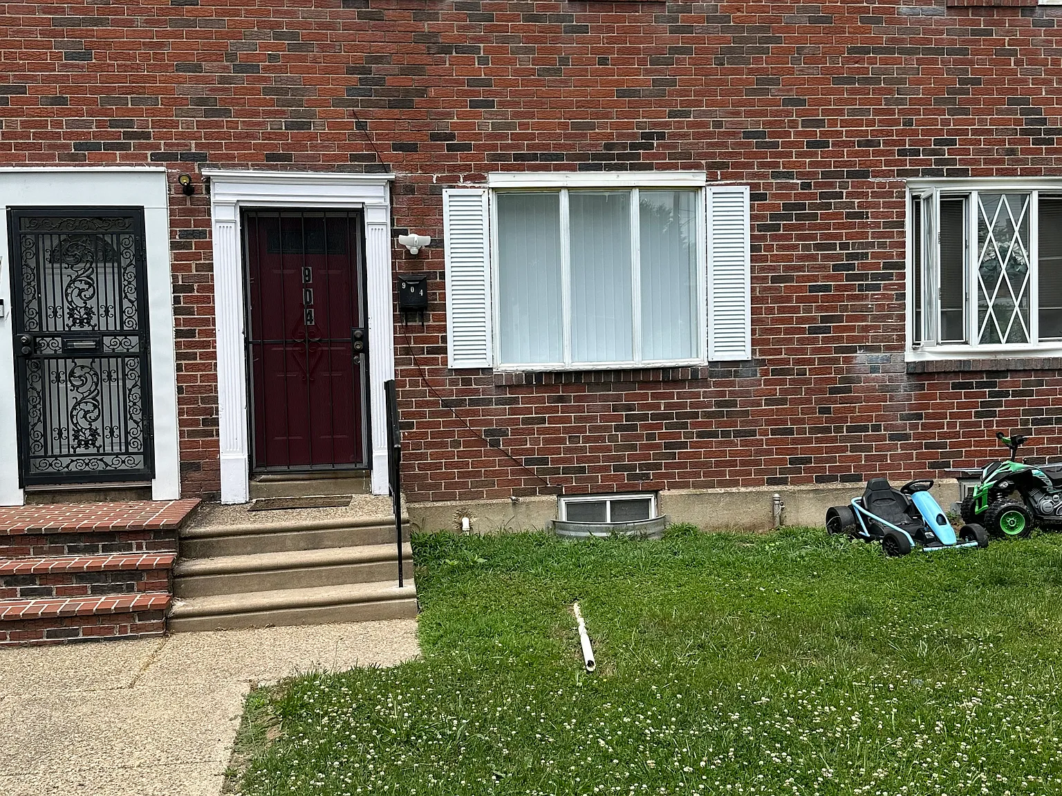 3 bed, 1.5 bath, 1120 sqft, $1,650 — Photo 1