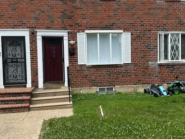 904 Lincoln Ter, Chester, PA 19013
