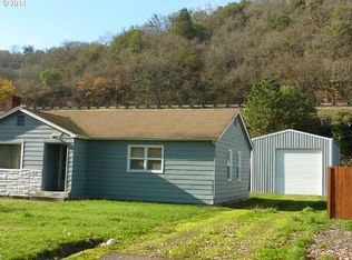 1534 Kendall St, Roseburg, OR 97471