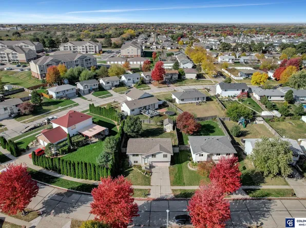 1915 SW 26th St, Lincoln, NE 68522