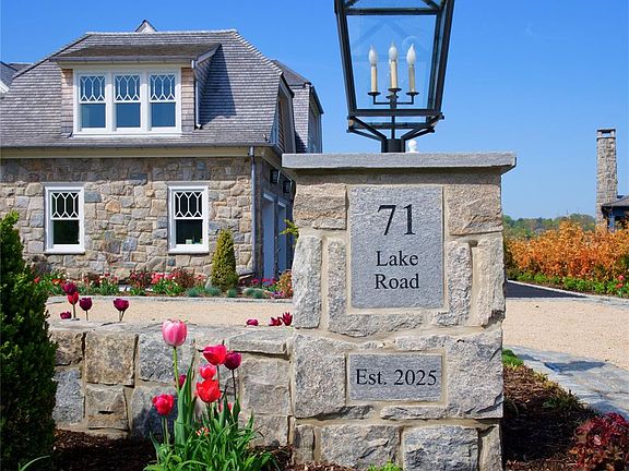 2nd image of 71 Lake Road