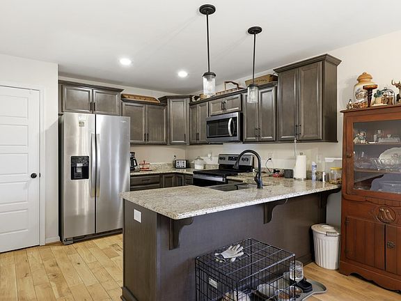 3rd image of 3097 Liberty Chapel Rd