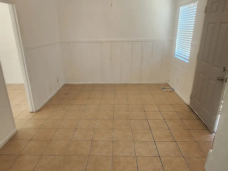 44778 Oasis St #2 — Photo 6
