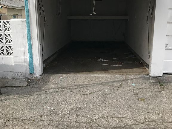 2nd image of 754 N Garfield Ave #754