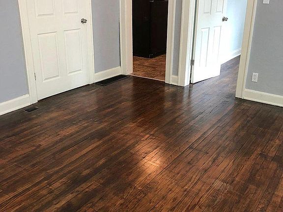 3rd image of 3127 McGee St