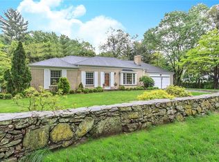 1450 Bronson Rd, Fairfield, CT 06824