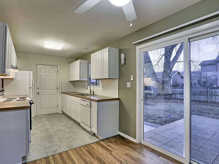 1137 Timber Ln — Photo 21