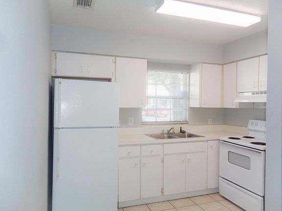 3rd image of 3607 W Idlewild Ave APT D402