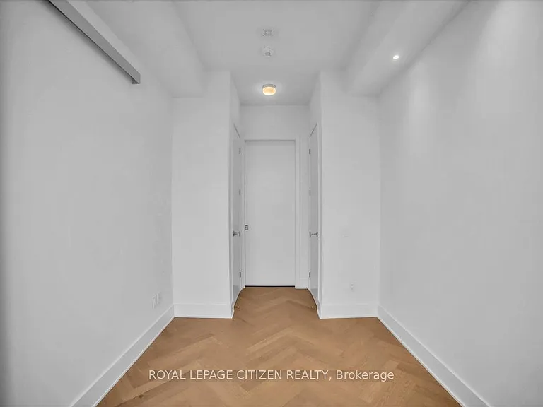 11 Yorkville Ave #6007 — Photo 18