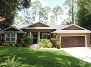 6190 Waxmyrtle Way, Naples, FL 34109