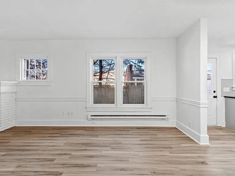 201 Rose Lane St SE #1 — Photo 3