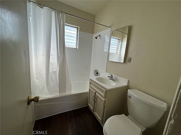 5th image of 325 W Carson St APT 9