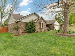 1502 Mary Ln, Aurora, MO 65605