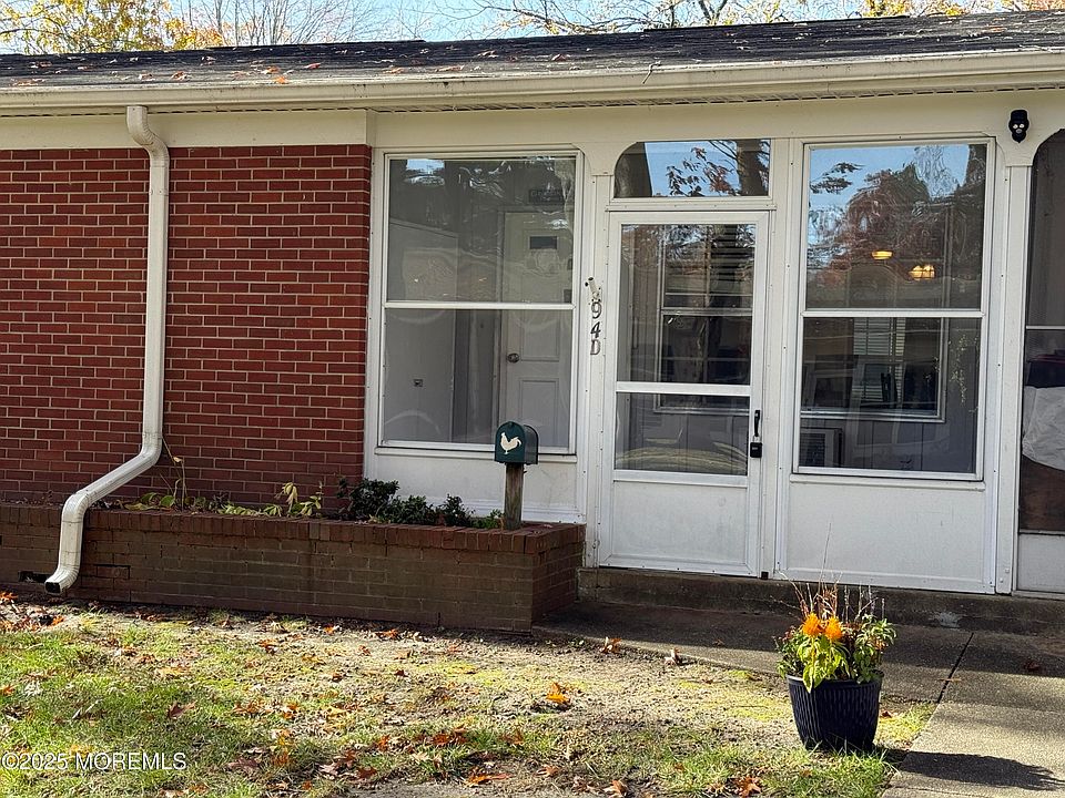1st image of 94D Edinburgh Lane