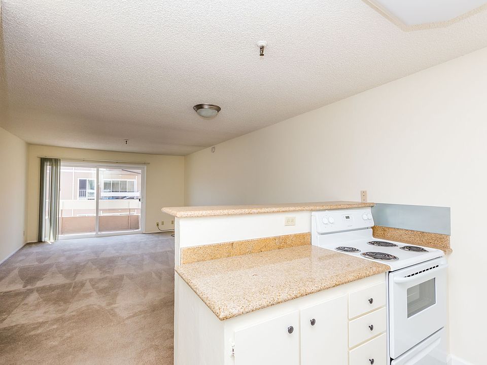 1st image of 257 Vernon St APT 303