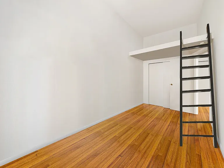244 W 102nd St #4A — Photo 5