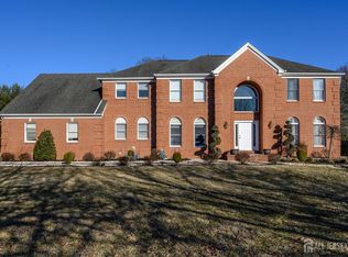 3 Harmony Ln, Monmouth Junction, NJ 08852