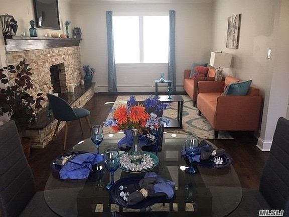 5th image of 12 Knoll Ln