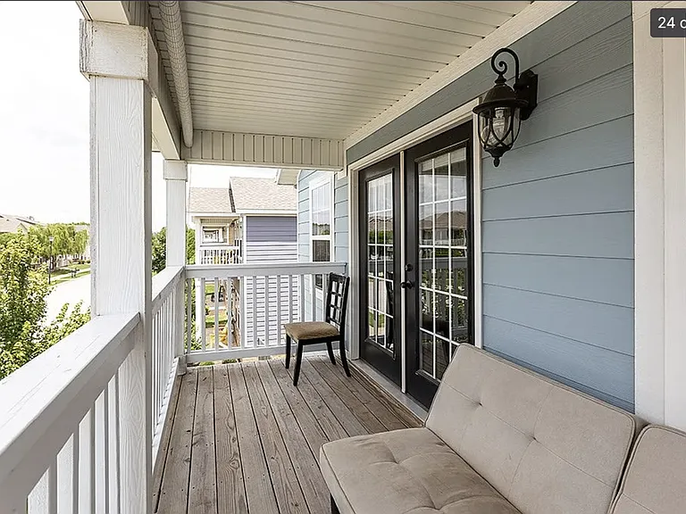 604 N Longfellow Ln — Photo 13