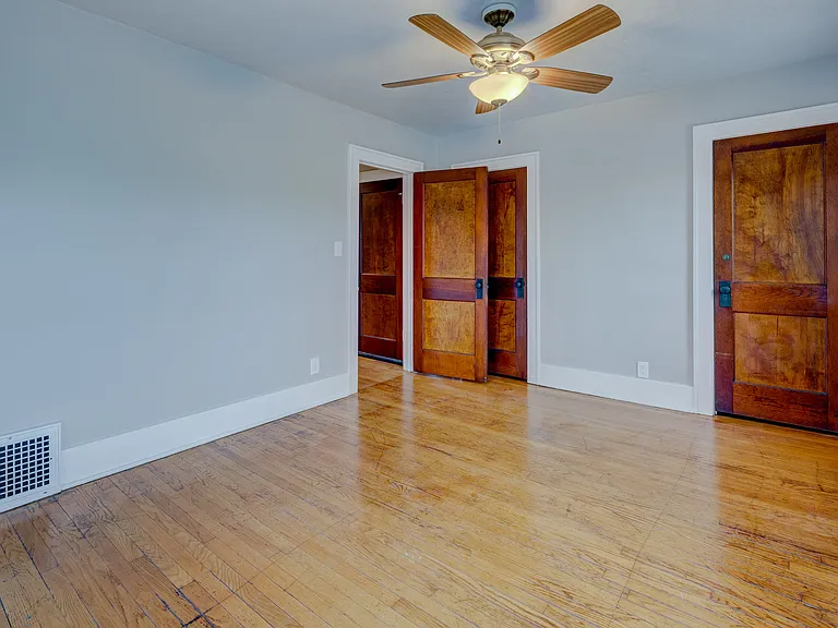 3427 Cuming St — Photo 20