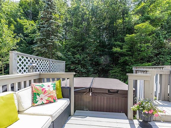 2nd image of 4647 Glencliffe Rd