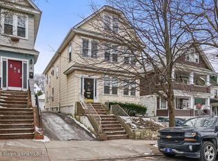 116 Silver Lake Rd, Staten Island, NY 10301