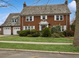 193-12 Foothill Avenue, Holliswood, NY 11423