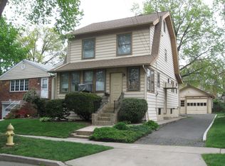 15 Philips St, Bloomfield, NJ 07003