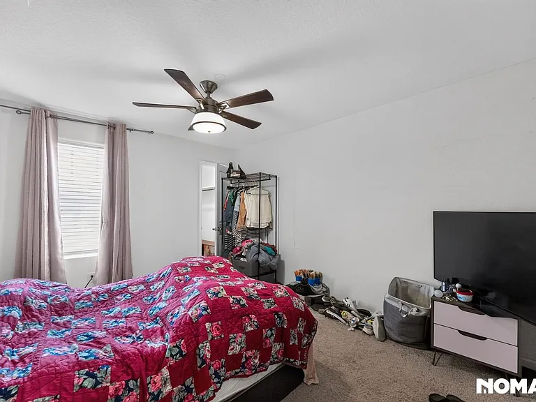 318 Dove Creek Ln — Photo 41