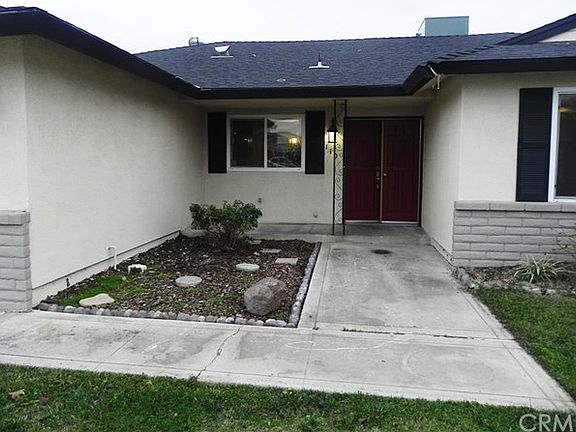 3rd image of 110 Laurel Ave