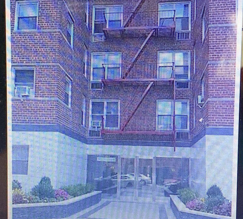 1st image of 66-15 Thornton Pl APT 6B