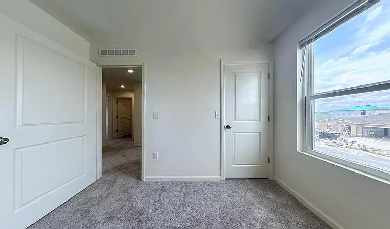2068 Kentucky Rd — Photo 17