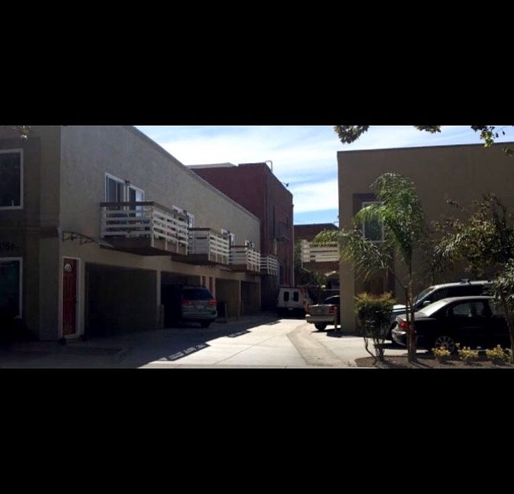 2nd image of 615 D St APT D