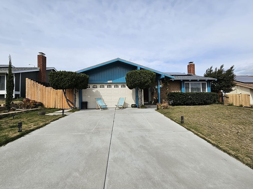1st image of 9924 Shoredale Dr