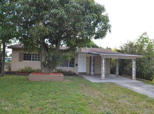 1950 NE 180th St, North Miami Beach, FL 33162